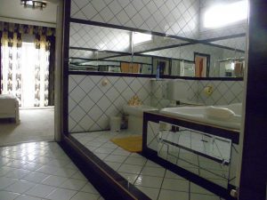 Kristály Apartman Hévíz - Luxus lakosztály, nászutas lakosztály, jakuzzis fürdőszoba